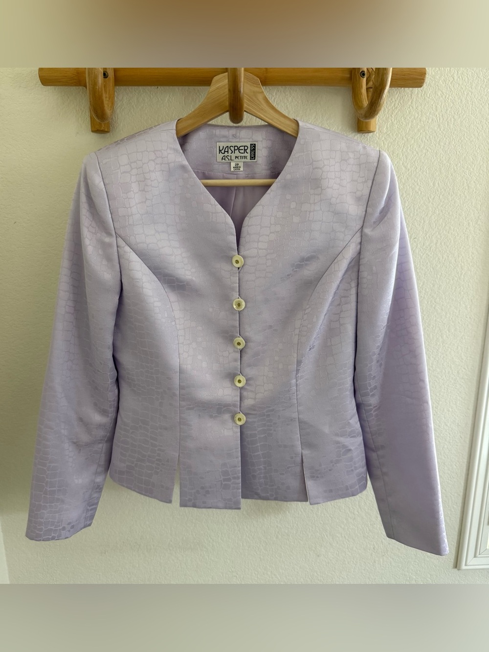 KASPER chic elegant Vintage 90s lavender lilac blazer croc pattern shoulder pads